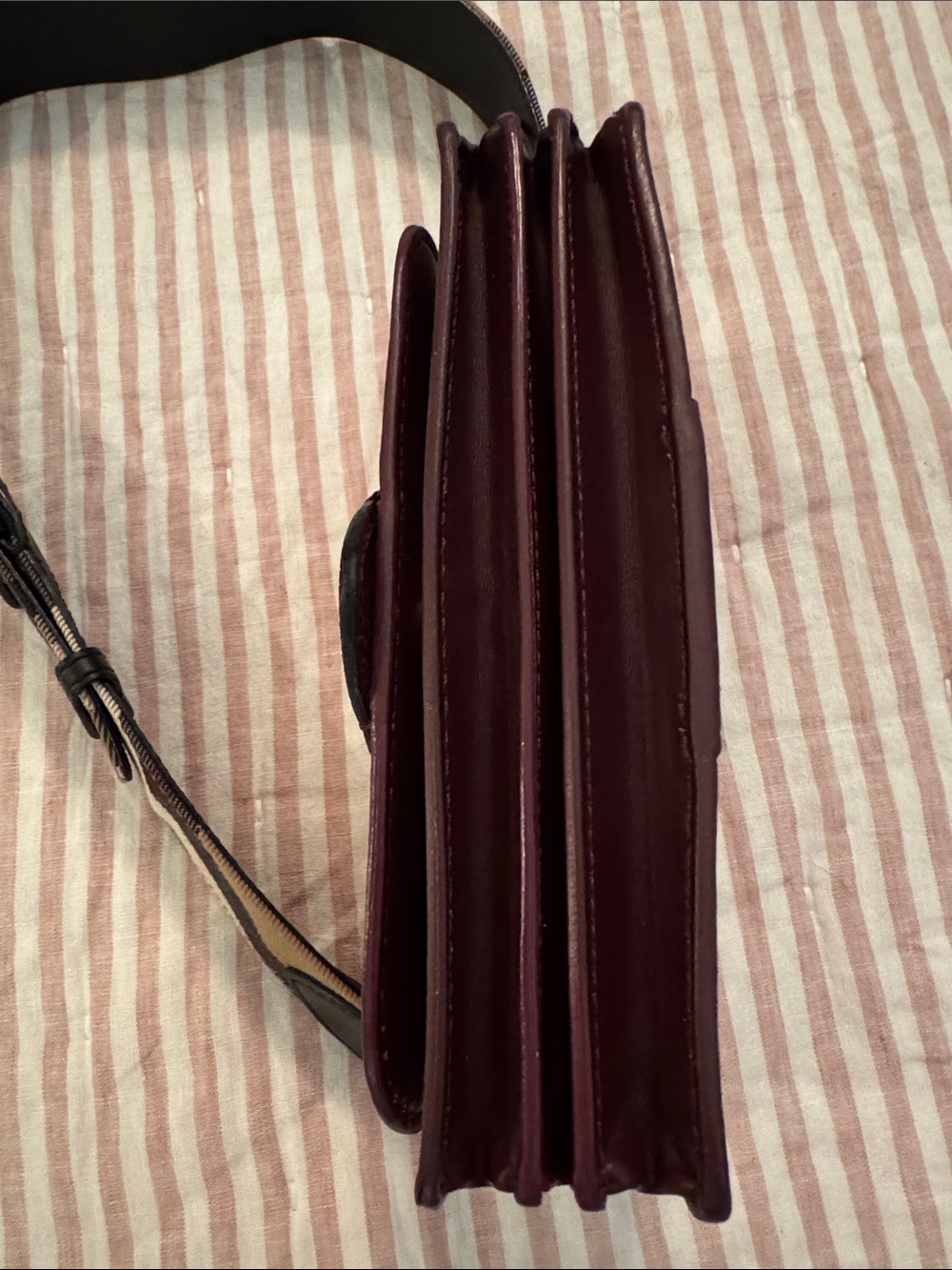 Burberry Small Medley Buckle Bag - Picture 8 of 11